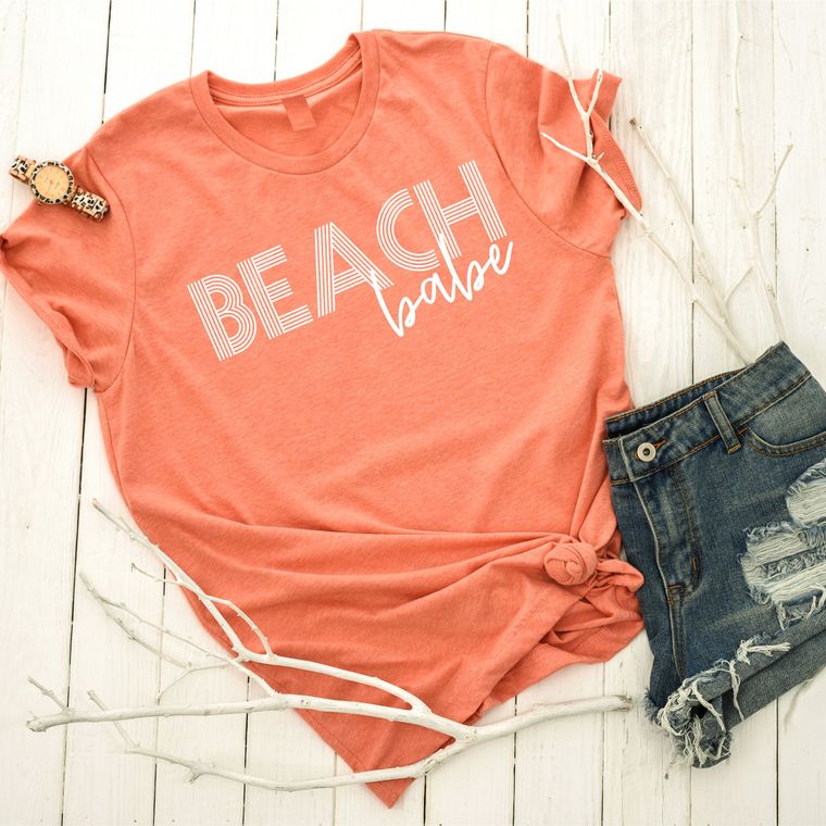 BEACH BABE GRAPHIC TEE - 22 Palms Boutique