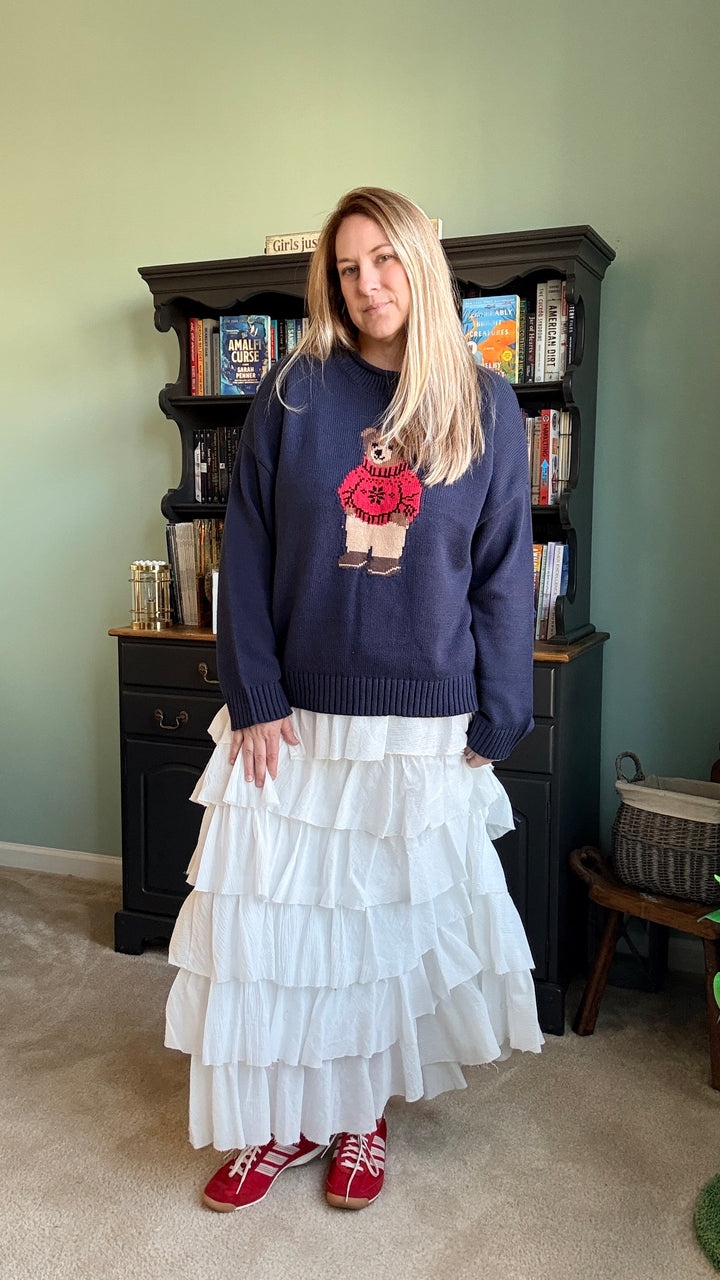 Teddy Bear Crew Neck Intarsia Knit Sweater in Navy