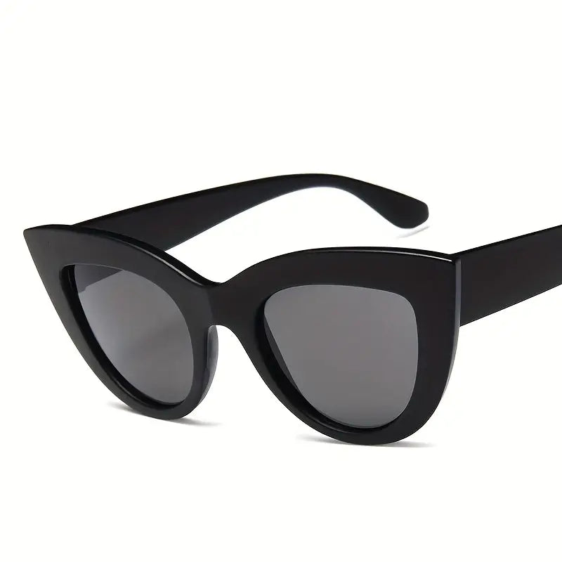 Oversized Black Cat Eye Sunglasses