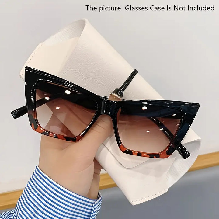Cat Eye Sunglasses, Summer Shades - 22 Palms Boutique