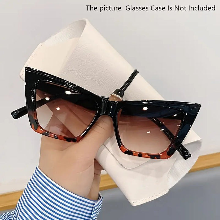 Cat Eye Sunglasses, Summer Shades - 22 Palms Boutique