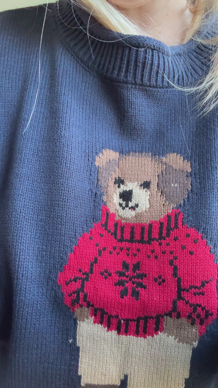 Teddy Bear Crew Neck Intarsia Knit Sweater in Navy