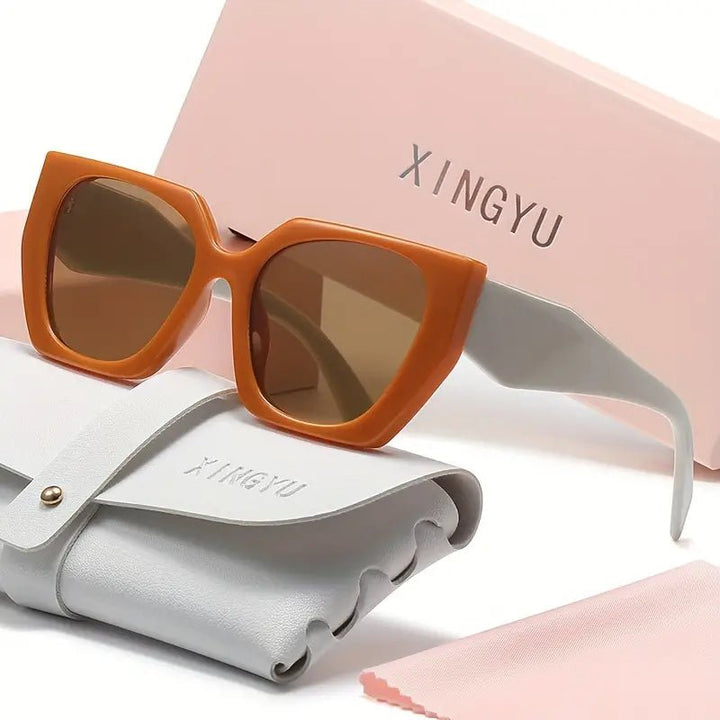 Retro Cat Eye Sunglasses, with case - 22 Palms Boutique
