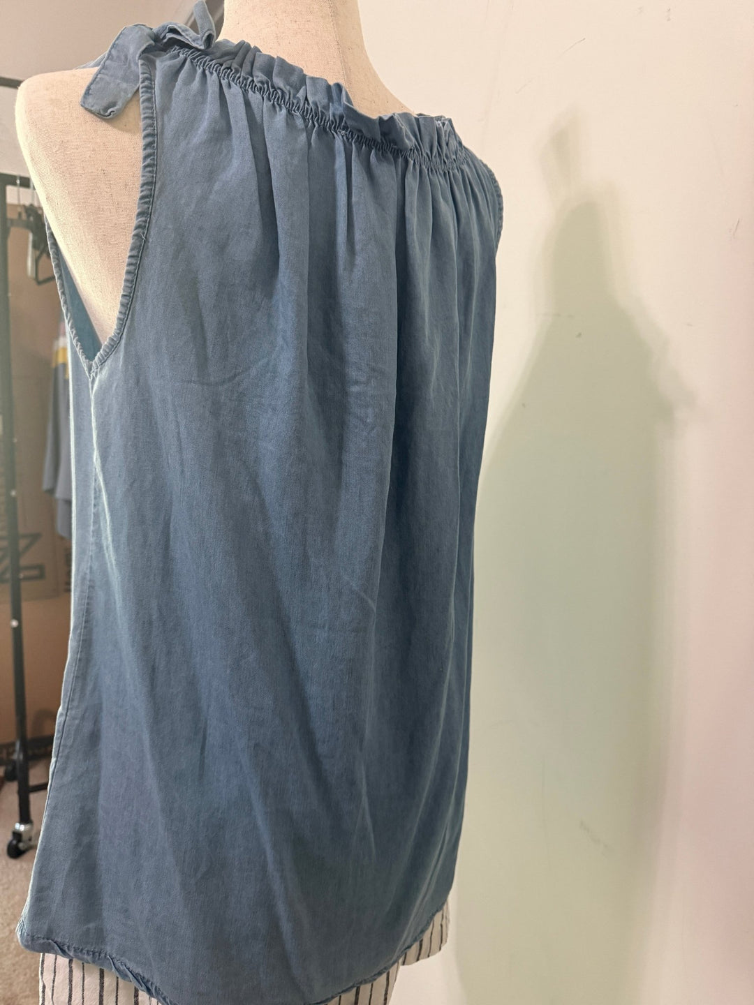Tie straps sleeveless top - Denim - 22 Palms Boutique