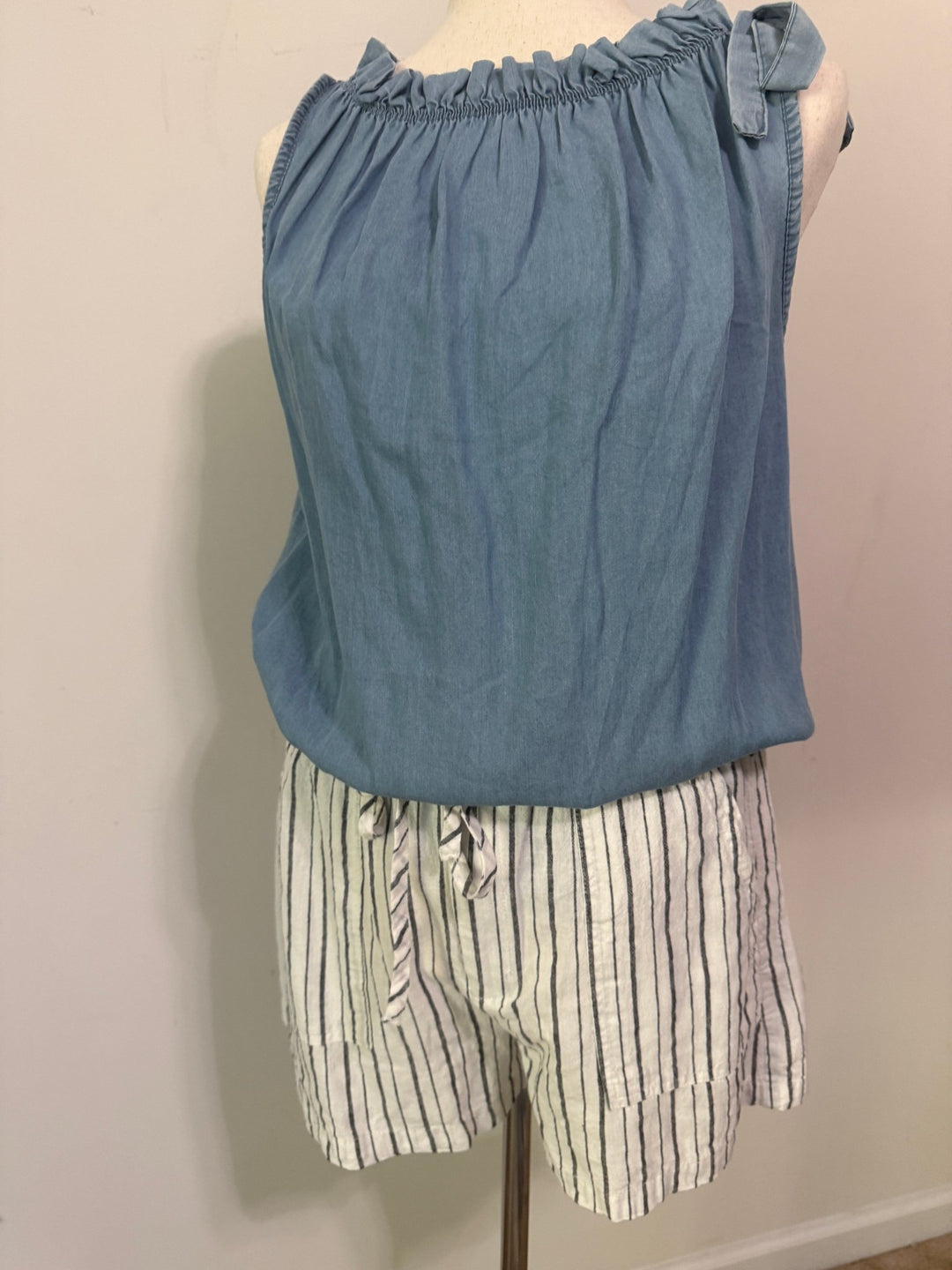 Tie straps sleeveless top - Denim - 22 Palms Boutique