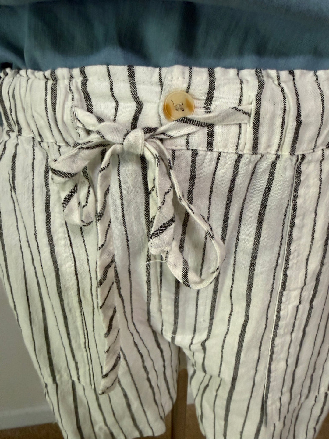 Veronica Linen Blend Shorts - 22 Palms Boutique