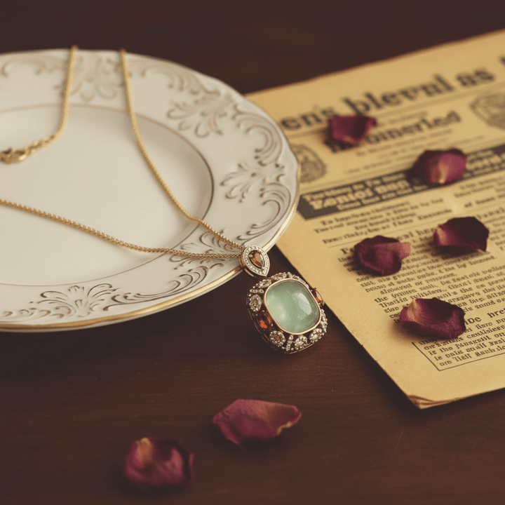 Vintage Fluorite &amp; Crystal Pendant Necklace - 22 Palms Boutique