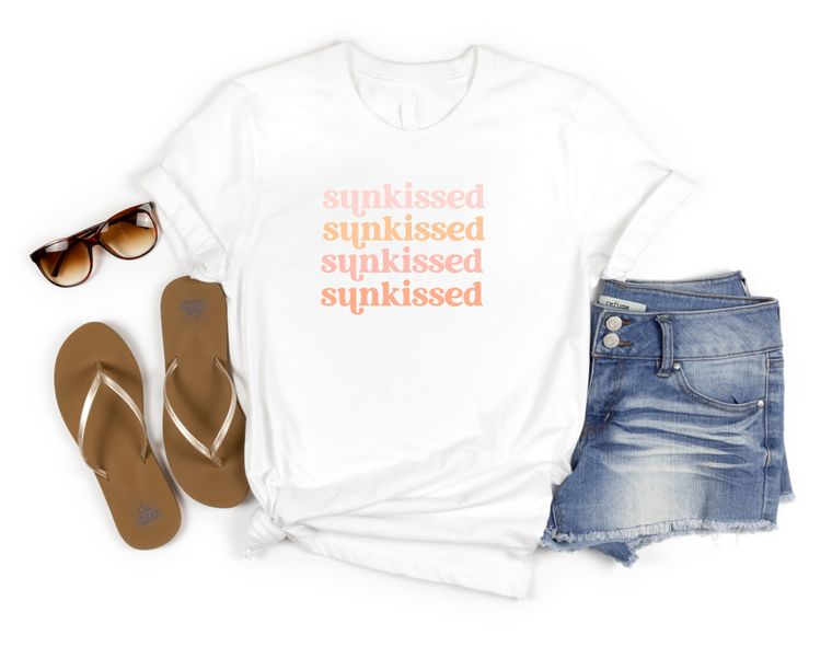 SUNKISSED GRAPHIC TEE - 22 Palms Boutique