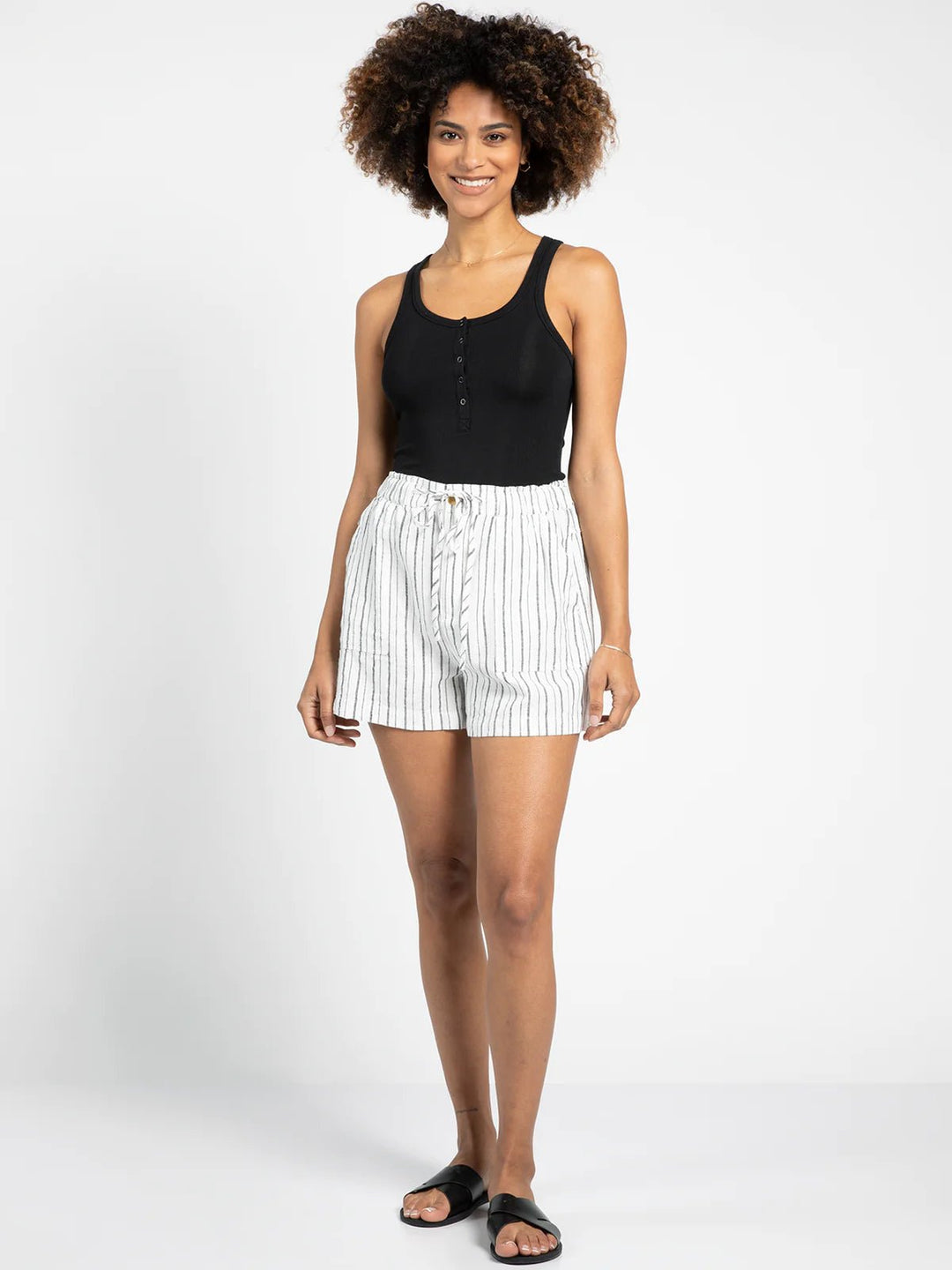 Veronica Linen Blend Shorts - 22 Palms Boutique